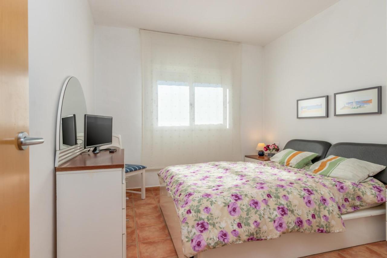 Villa Verde Piscina Pirvada Y Wifi L' Escala Bagian luar foto