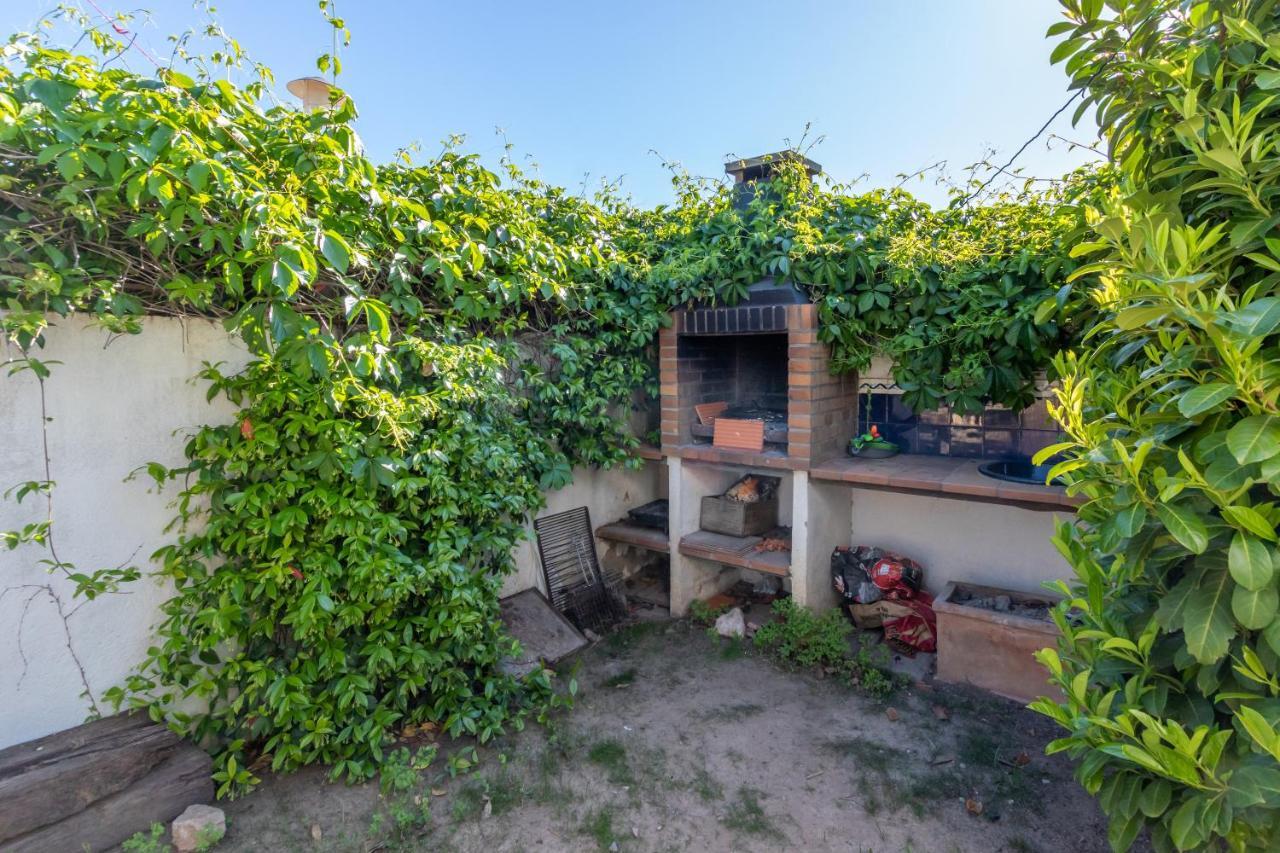 Villa Verde Piscina Pirvada Y Wifi L' Escala Bagian luar foto