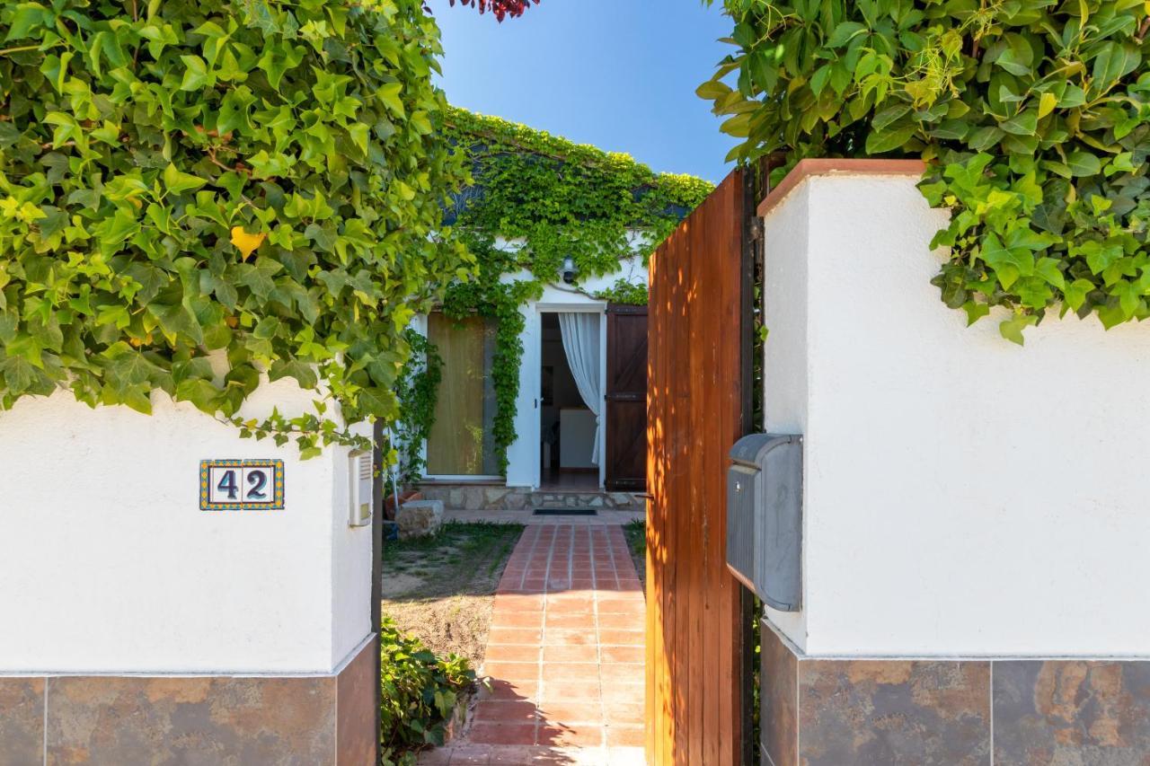 Villa Verde Piscina Pirvada Y Wifi L' Escala Bagian luar foto